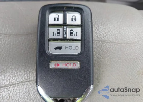 2016 Honda Odyssey Touring/Touring Elite z USA, uszkodzony, nr VIN 5FNRL5H9XGB054870